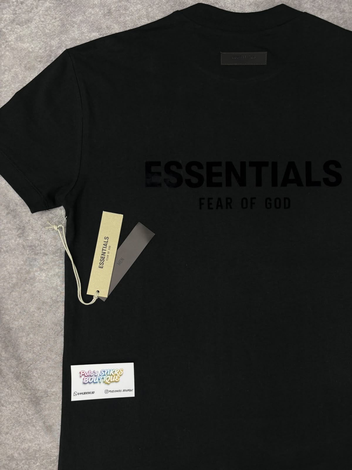 PLAYERA ESSENTIALS “SS 22”