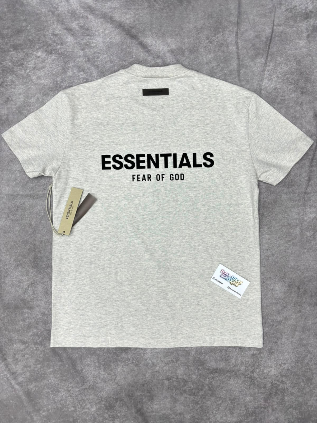 PLAYERA ESSENTIALS “SS 22”