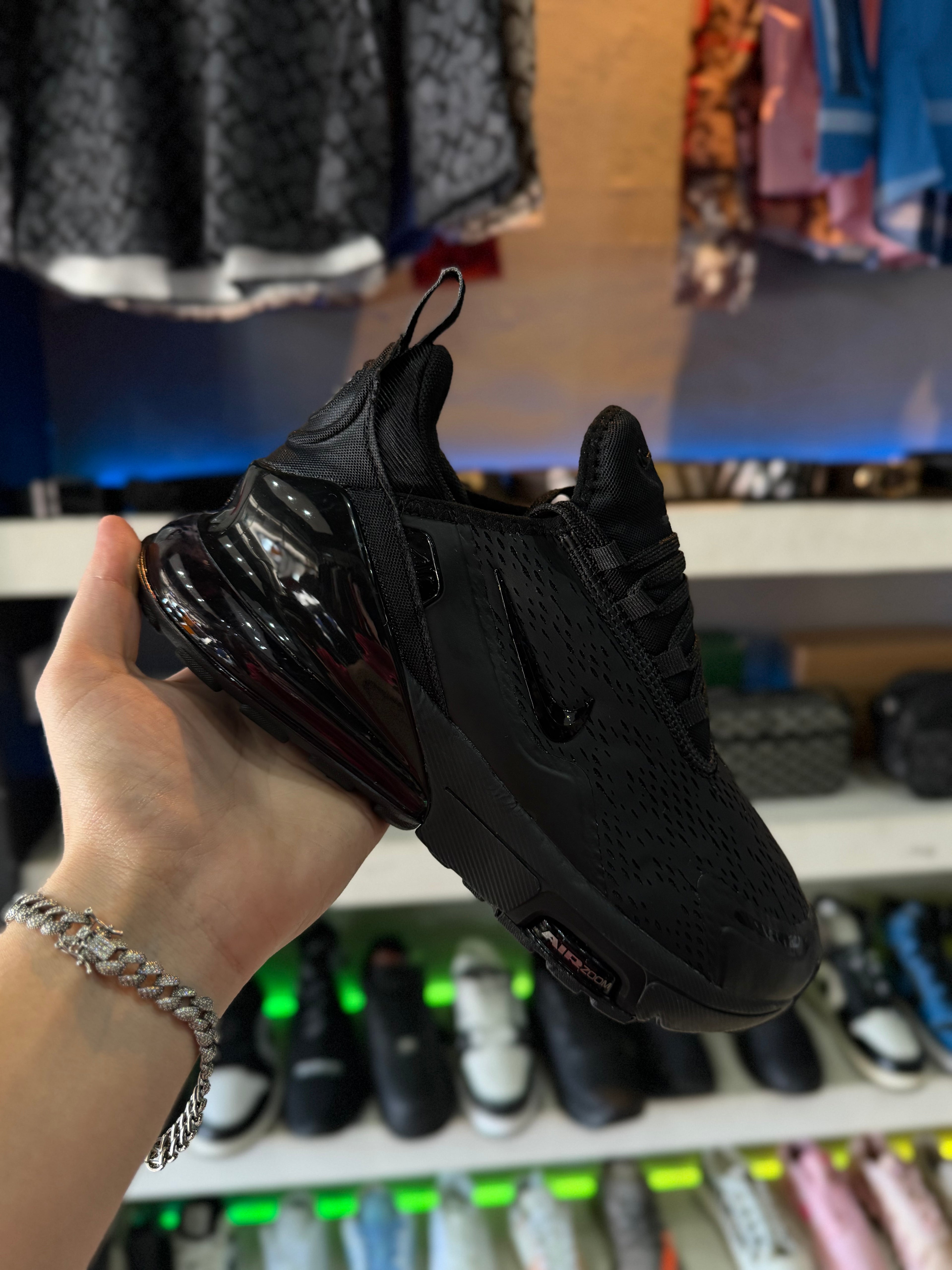 TENIS NIKE “270 PREMIUM”