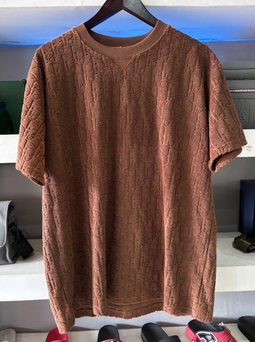 PLAYERA DIOR "MONOGRAMA DIOR CAFÉ"