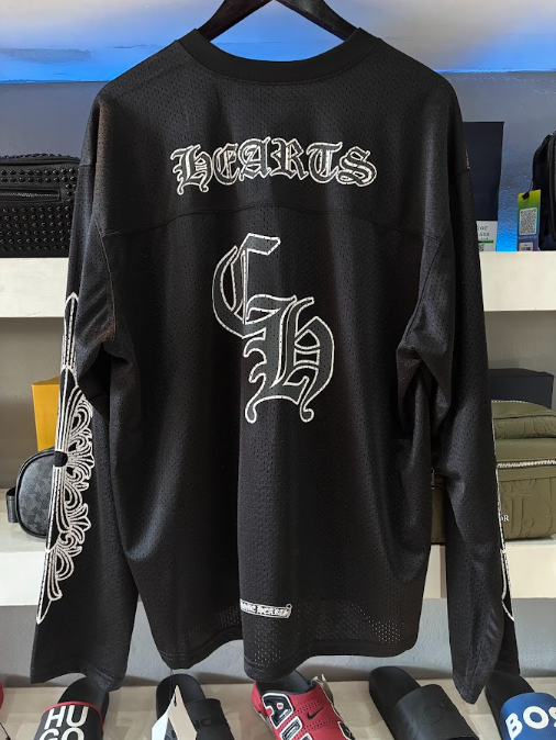 JERSEY CHROME HEARTS "NEGRA/BLANCO"