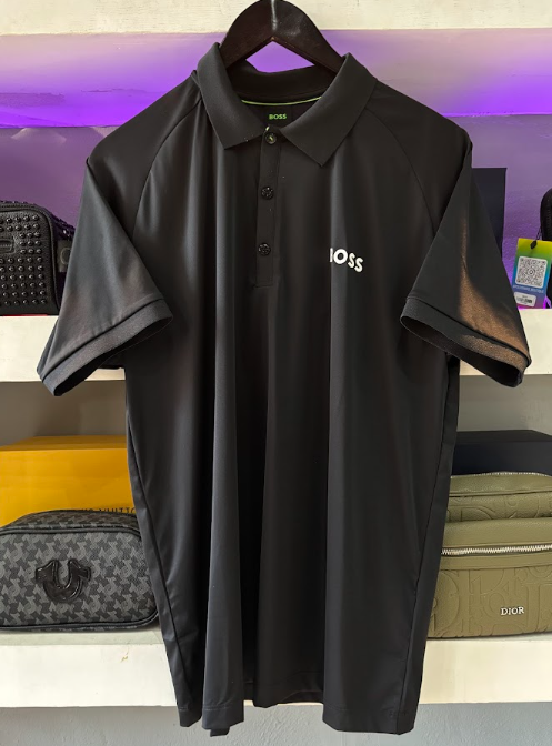 POLO BOSS "NEGRA LETRAS BLANCAS"