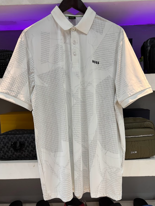 POLO BOSS "BLANCO FIGURAS"