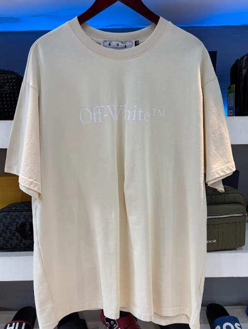 PLAYERA OFF WHITE "CLASICA KHAKI"