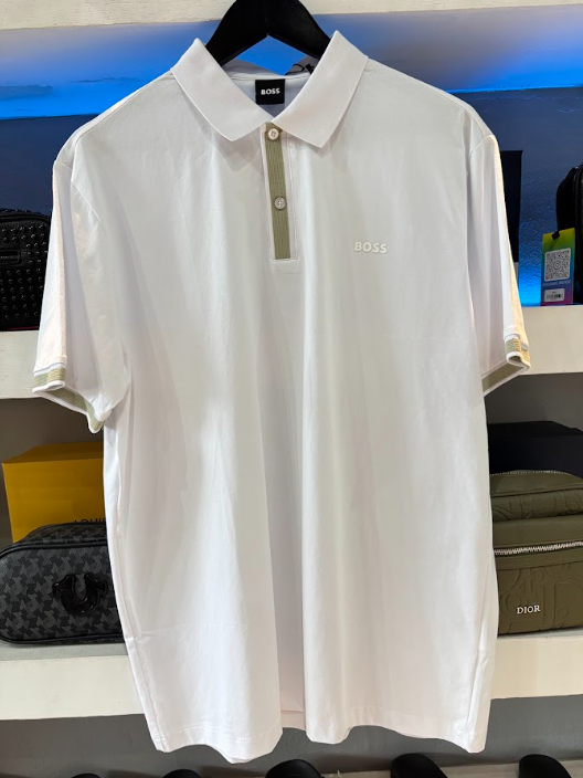 POLO BOSS "BLANCO DETALLES MANGA BEIGE"
