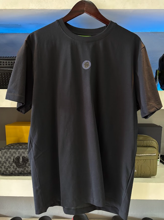 PLAYERA BOSS "NEGRA LOGO CIRCULO"