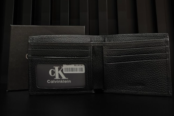 CARTERA CALVIN KLEIN "NEGRA CUERO CK"