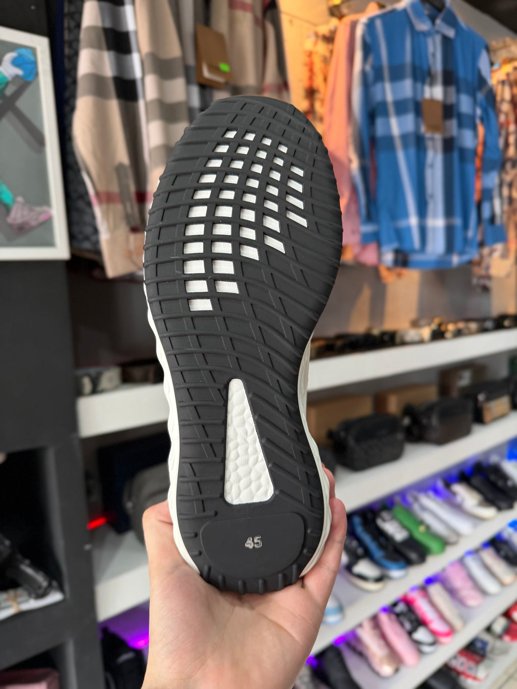 TENI HUGO BOSS “JONAH RUN”
