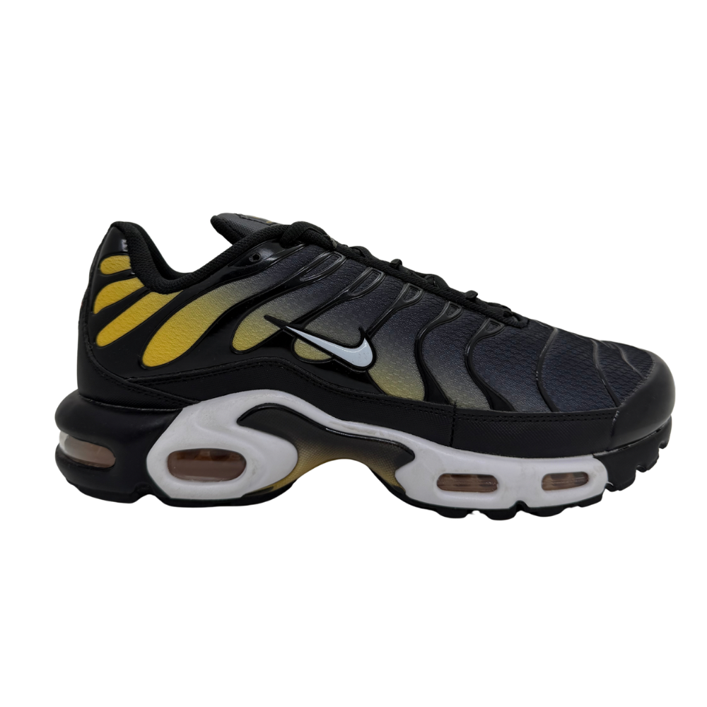 TENIS NIKE TN PLUS “UNIVERSITY GOLD/BLACK”