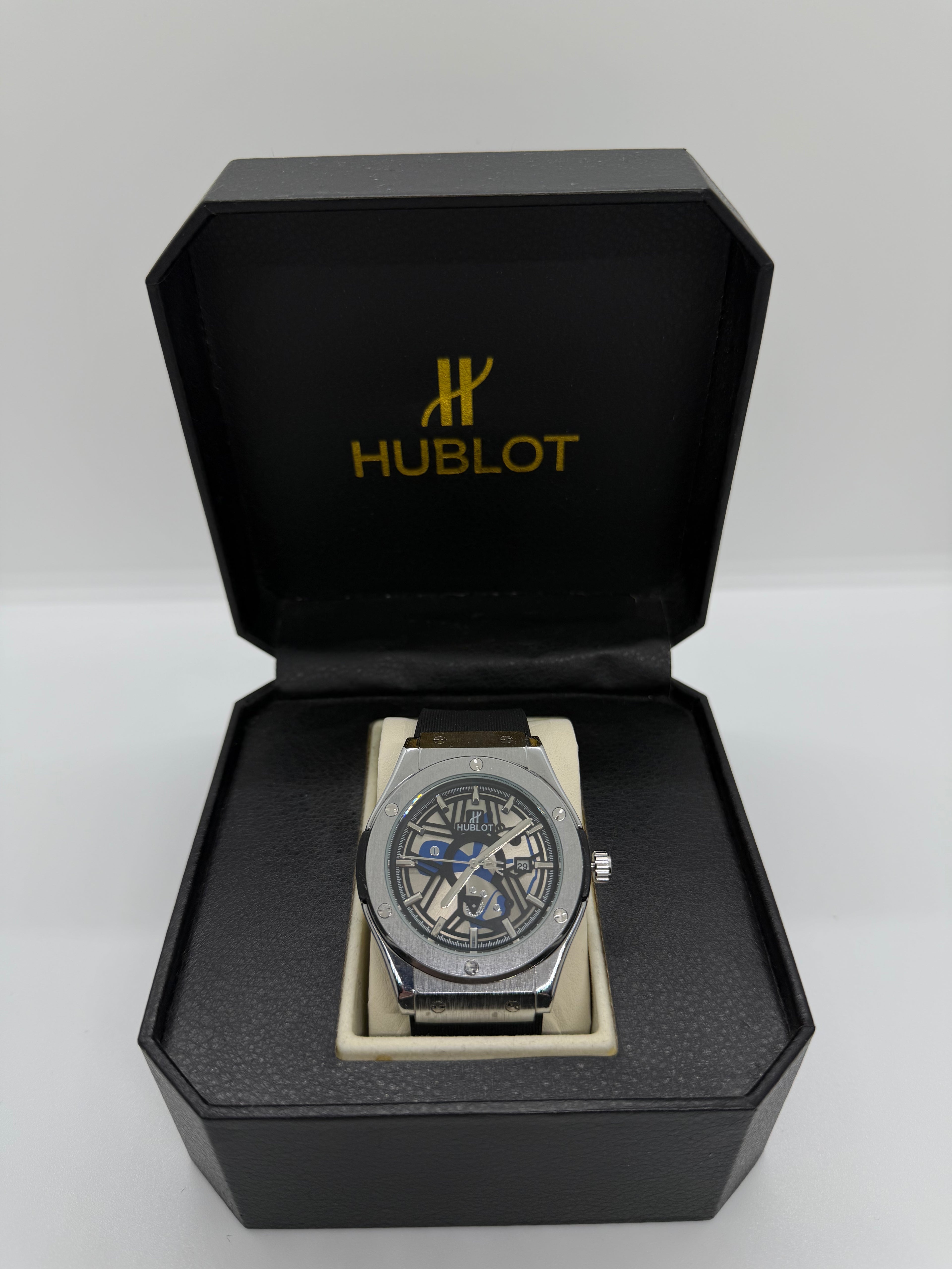 RELOJ HUBLOT "AZUL SKELETON"