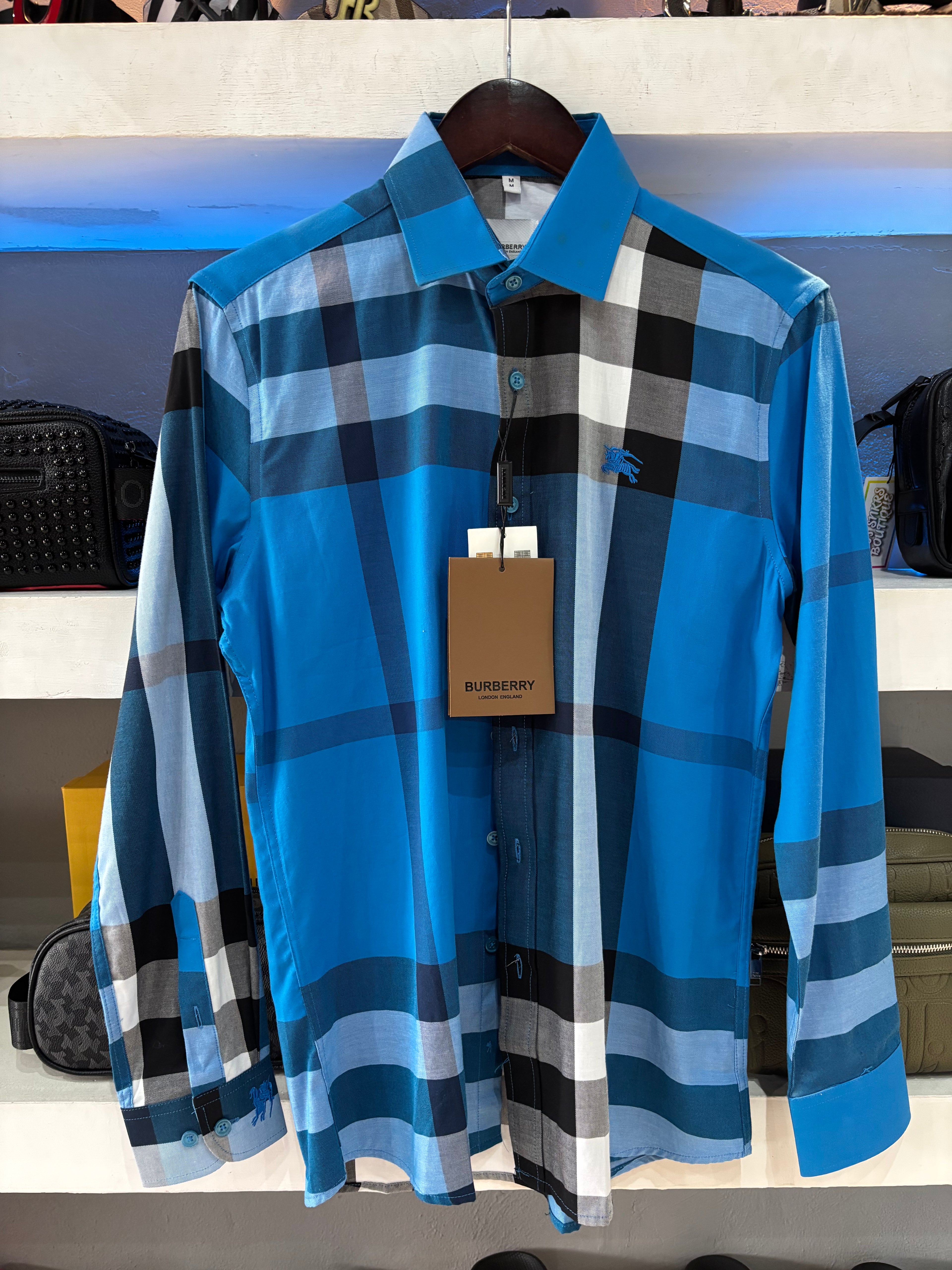 CAMISA BURBERRY "CUADROS AZUL/NEGRO VERSION 2"