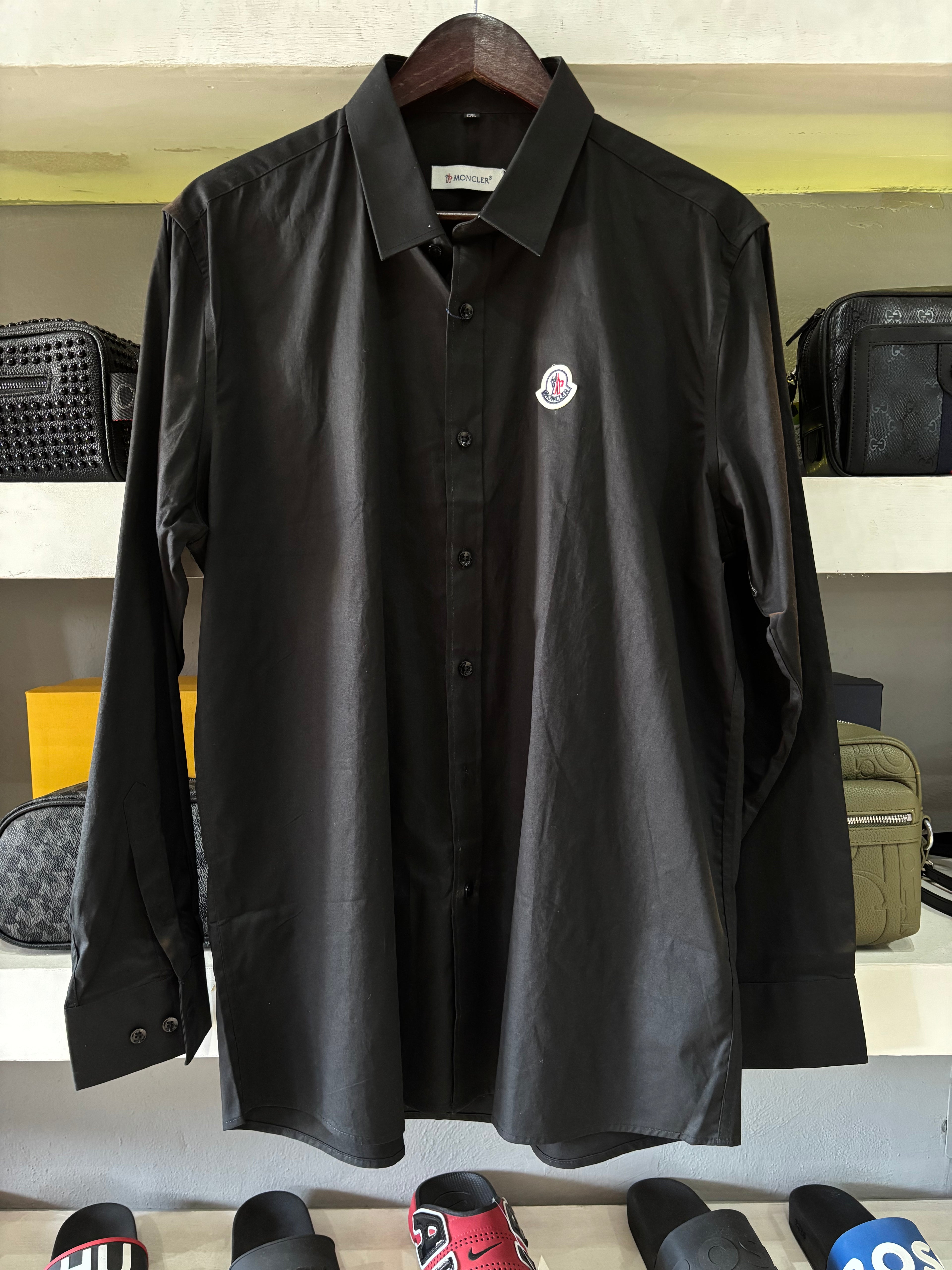 CAMISA MONCLER "NEGRO CLASICO"
