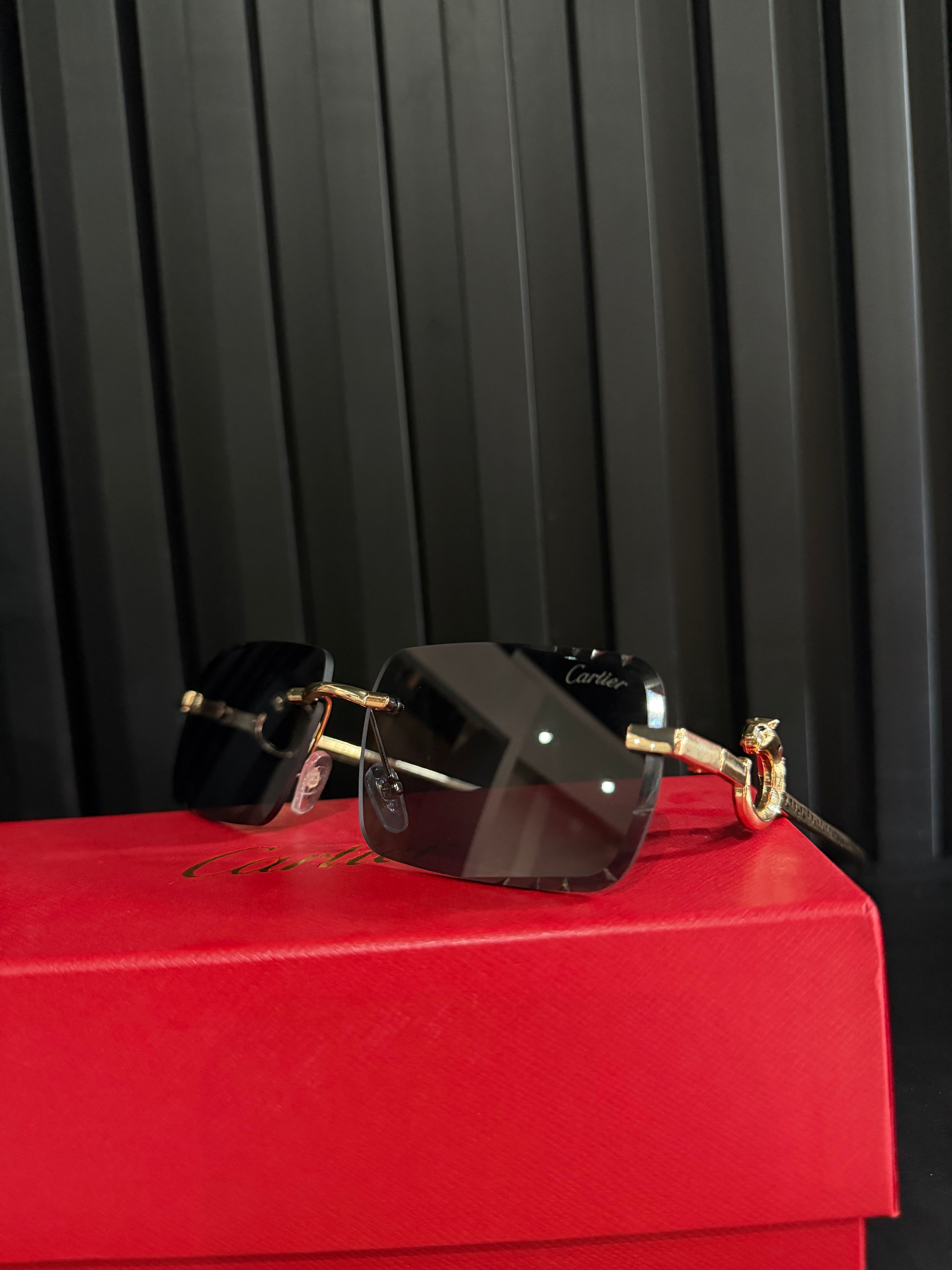 LENTES CARTIER "DORADOS DIAMENTES LENTE NEGRO"