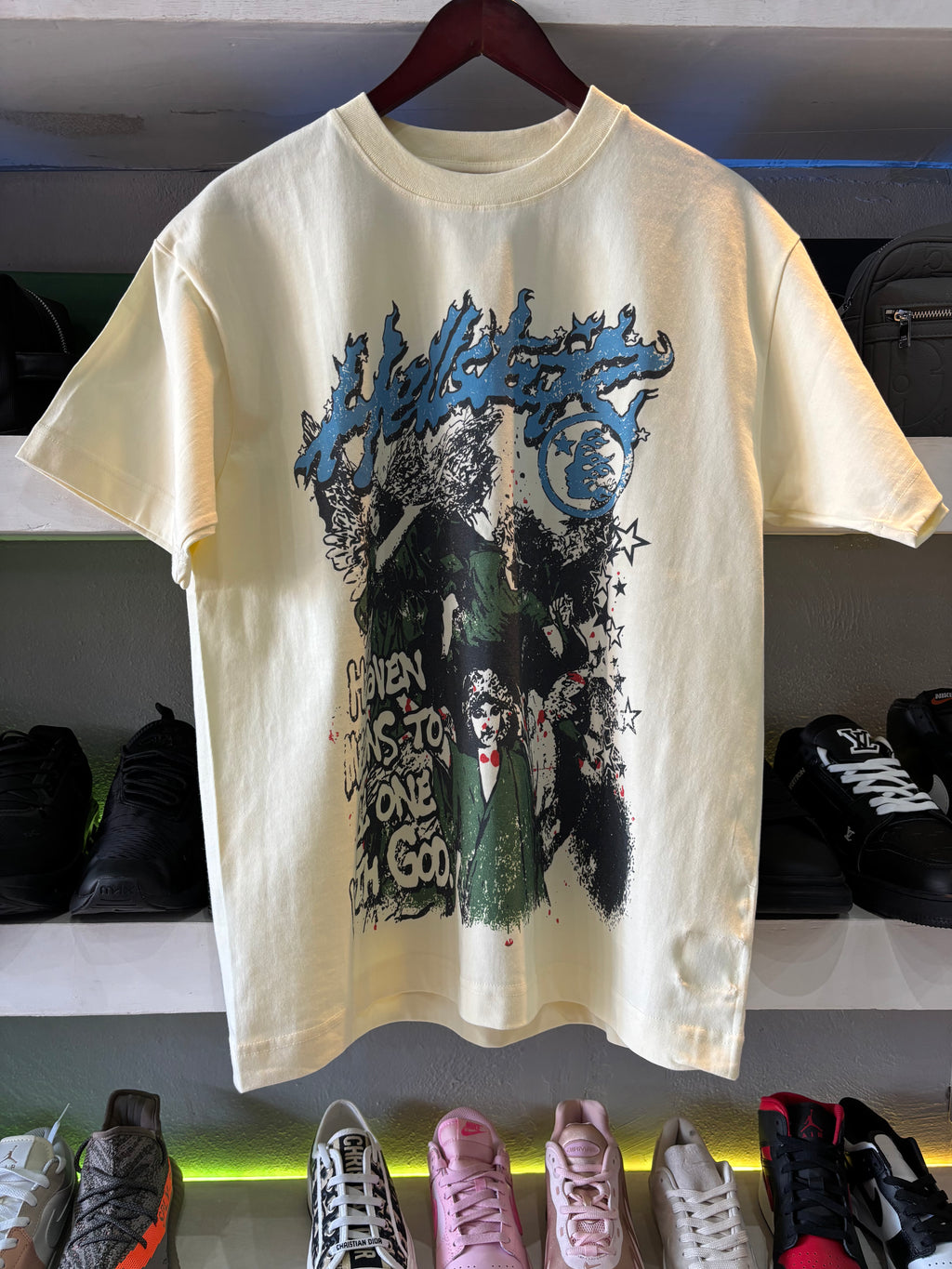 PLAYERA HELLSTAR "HOLY VISION"