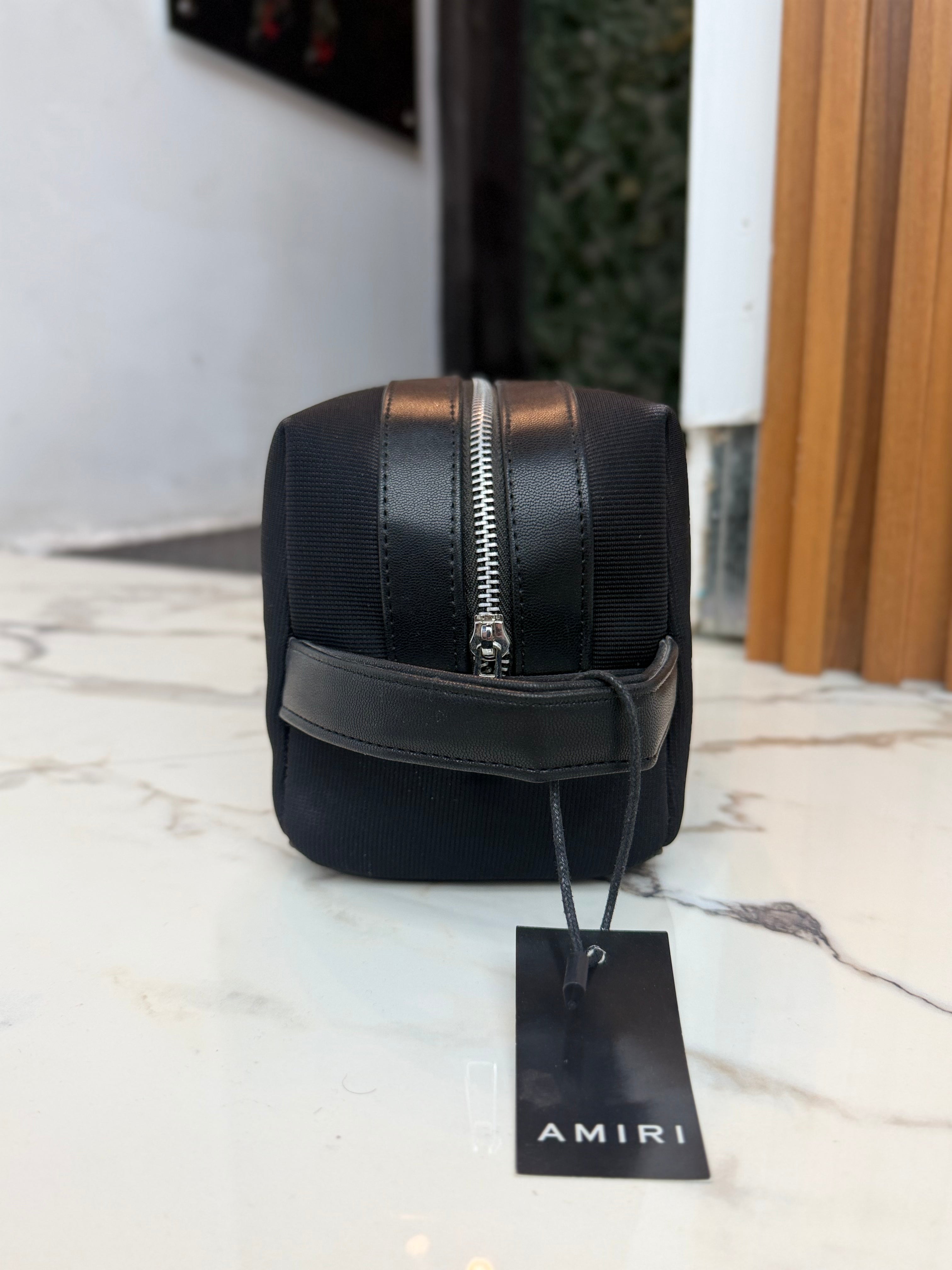 CANGURERA AMIRI "NEGRO"