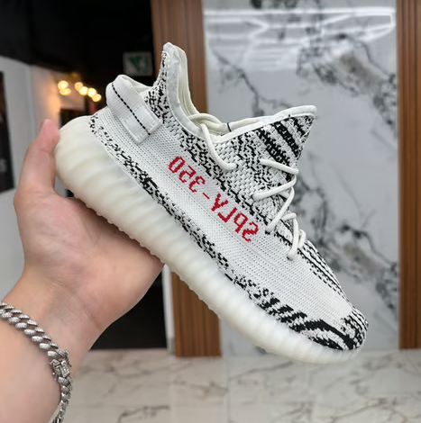 TENIS YEEZY BOOST 350 V2 "ZEBRA"
