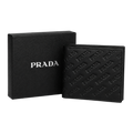 CARTERA PRADA "NEGRA MONOGRAMA INTERIOR ROJO"