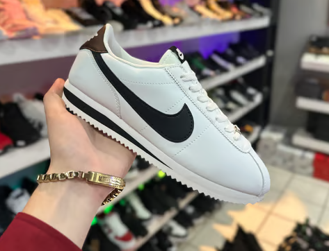 TENIS NIKE CORTEZ "BLANCO/NEGRO" ORIGINALES